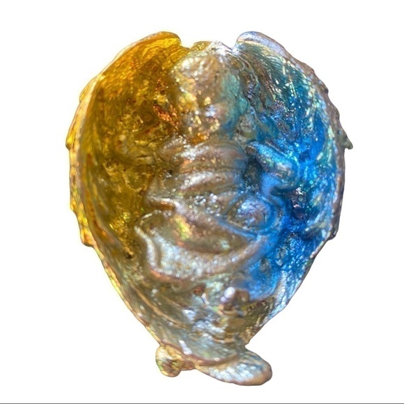Bismuth Baby/Cherub in angel wings - Picture 1 of 5